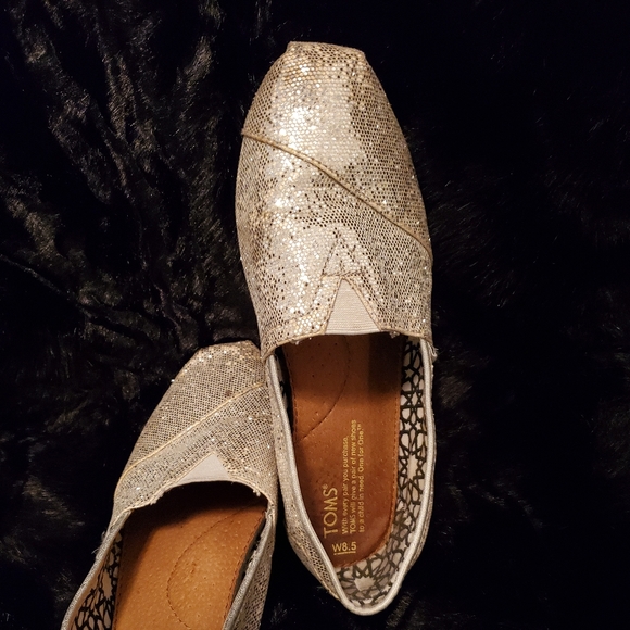 GLITTER TOMS - Picture 2 of 5